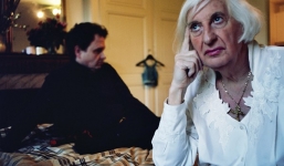 Cuộc đời một gái mại dâm lưỡng tính