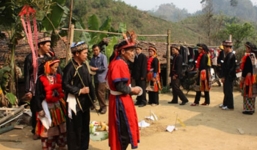 Nghi lễ “mắng tội” tổ tiên có một không hai ở Việt Nam