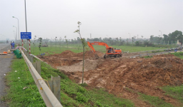 Vỡ ống dẫn nước sông Đà: Chưa xác định được nguyên nhân