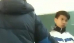 Clip: Thầy giáo xưng 'mày tao' tát, mắng chửi nhà học sinh vô phúc