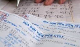 Nhận hóa đơn hơn 6 triệu đồng tiền điện... chủ nhà ngã bất tỉnh