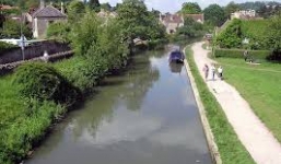 Hiếp dâm bất thành, giết người ném xác xuống kênh