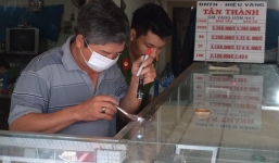 Đột nhập tiệm vàng, “cuỗm” 20 lượng vàng