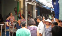 Kẻ ngáo đá giết mẹ vì tưởng nhầm người ngoài hành tinh