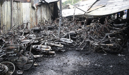 Vụ gần 300 chiếc xe máy bị thiêu rụi: Phát hiện nghi can đốt rác gây cháy