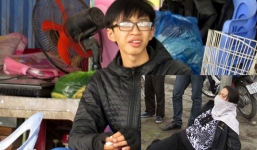 Va chạm giao thông, nam thanh niên thản nhiên chửi bới, đánh phụ nữ lớn tuổi