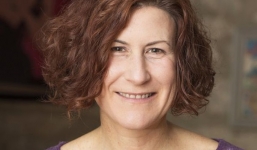 Cơ thể bốc mùi trứng thối và cá tanh do mắc bệnh lạ