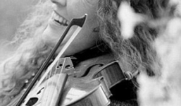 Tự tử sau khi làm chứng chống lại kẻ hiếp dâm