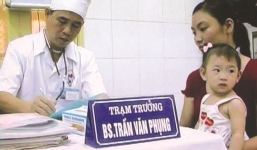 Bác sĩ ra Trường Sa, mổ ruột thừa bằng… dao lam