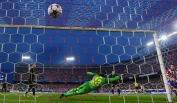 Atletico Madrid 1-0 Barca: Tiki Taka sa lầy ở Vicente Calderon