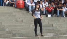 Sự thật về clip cô gái nhảy sexy tại lễ hội đền Hùng