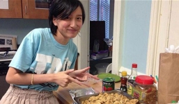 Nữ sinh bị dọa đuổi học vì quá gầy