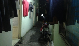 Bị cưỡng hiếp, nữ sinh 19 tuổi bóp 'của quý' hung thủ