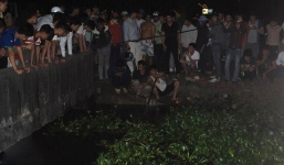 Kinh hoàng nam thanh niên chết cứng trong tư thế ngồi lái xe