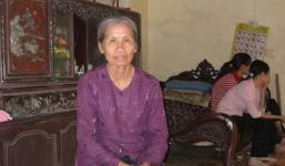 Mẹ bác sĩ Tường: Nửa năm qua không đêm nào tôi được yên giấc