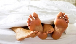 Yêu vợ đến “gãy súng”