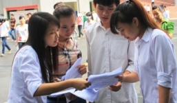 Rao bán công khai suất trúng tuyển đại học