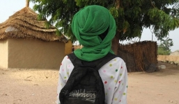 Bị ép người, cô bé 14 tuổi giết chết chồng và 3 người bạn