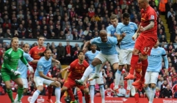 Đánh bại Man City, Liverpool mơ về chiếc cúp Premier League sau 24 năm