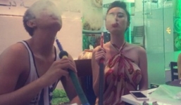 Sốc: Angela Phương Trinh 'phê' shisha tại Thái Lan