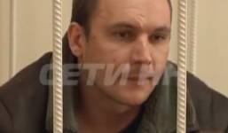 Tình địch chết tại chỗ vì bị trả thù bằng 'quái chiêu'