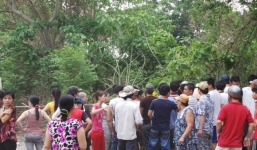 Phát hiện thi thể thiếu nữ bị siết cổ trong bụi rậm
