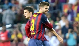 Hàng thủ Barca: Làm sao chiến thắng với tấm khiên thủng?