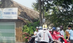 Phát hiện nữ tiếp viên cà phê kích dục chết lõa thể