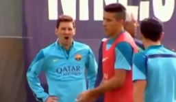 Messi ngáp “như nghiện” vì thức đêm bế con, chiều vợ