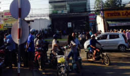 Gần 100 cảnh sát bao vây kẻ xả súng kinh hoàng trong nhà nghỉ