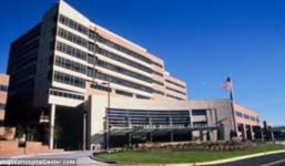 Kỹ thuật viên chụp CT hãm hiếp bệnh nhân ngay trong phòng khám