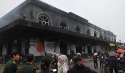 Vụ cháy chợ Phố Hiến: Khởi tố, bắt tạm giam Phó Ban quan lý chợ