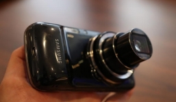 Ảnh chụp của Samsung Galaxy S5 Zoom bị rò rỉ