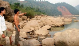 7 học sinh bị nước cuốn: Bộ GTVT yêu cầu làm rõ việc chậm làm cầu treo qua sông Nậm Mu