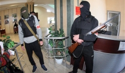 Donetsk: Mặc xung đột, quan chức vẫn bàn chuyện điện nước