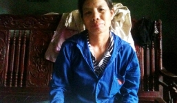 Gã trai 8X dâm ô người phụ nữ đáng tuổi mẹ mình giữa đồng ngô