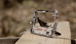 Màn tra tấn kinh hoàng Galaxy S5 bằng súng bắn tỉa