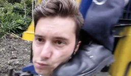 Suýt chết vì chụp ảnh 'tự sướng'