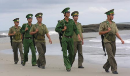 Sau vụ nổ súng: 21 người Trung Quốc lại định vượt biên vào Việt Nam