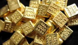 Sốc: doanh nhân nuốt 400gr vàng để buôn lậu