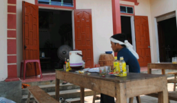 Bị “ép yêu”, vợ giết chồng lúc nửa đêm