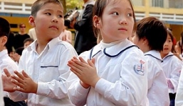 Lặng người với bài văn miêu tả bố và ông nội của học sinh lớp 2