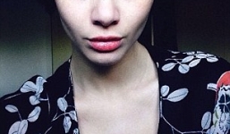 Nhiếp ảnh gia nổi tiếng bị tố gạ gẫm người mẫu “lên giường”