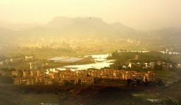 Bí thư xã bỏ gần nghìn tỉ cải thiện cuộc sống người dân