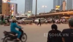 Nguyên nhân kẻ 'ngáo đá' cầm dao hung hăng ở Ngã Tư Sở