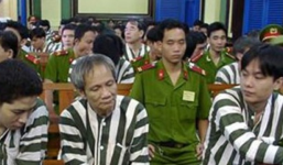 Luật sư đầu tiên gia đình Năm Cam 'nhờ cậy' tiết lộ về ông trùm