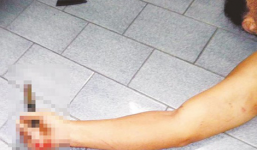 Thảm sát thương tâm: 3 cha con cùng chết trong phòng ngủ