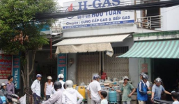 TPHCM: Cháy đại lý gas, hàng chục hộ dân ôm đồ chạy tán loạn