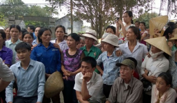 Thanh Hóa: Người dân lập lều phong tỏa... trại lợn