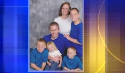 Vợ vừa chết, chồng đã ra tòa vì “gạ gẫm” nữ sinh 14 tuổi